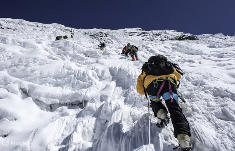 GoAdven Trek
