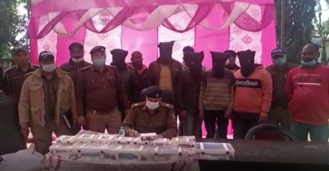 उत्तराखंड:यहाँ लोगो को टारगेट कर लूटपाट करने वाले गैंग का पुलिस ने किया पर्दाफाश, 9 बदमाश पकडे