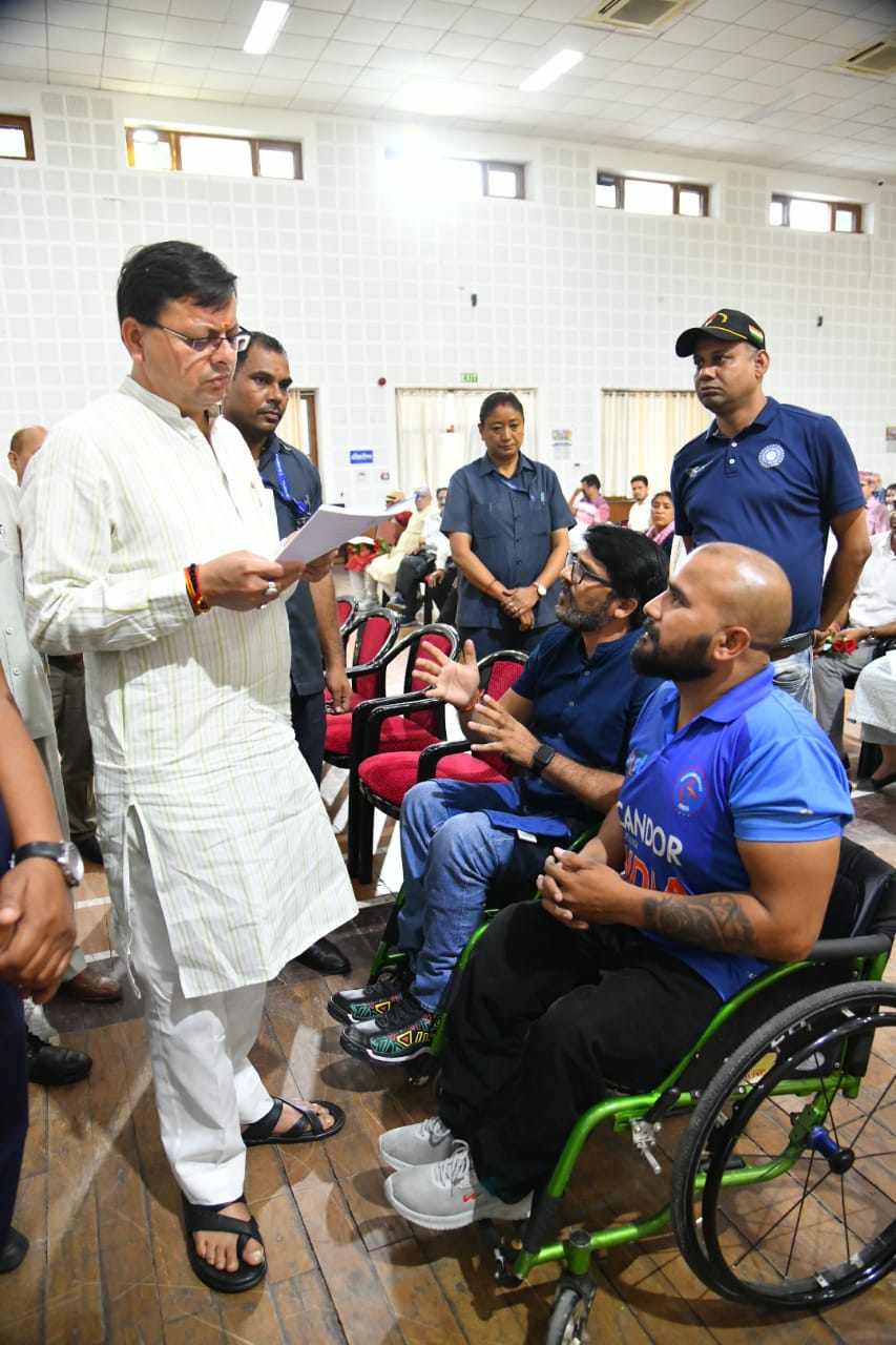मुख्यमंत्री पुष्कर सिंह धामी ने कहा कि जन समस्याओं का त्वरित निराकरण अधिकारियों की जिम्मेदारी है।