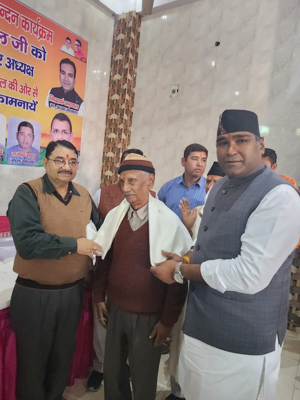 वरिष्ठ कार्यकर्ताऔं का सम्मान हमारी धरोहर: सिद्धार्थ उमेशअग्रवाल