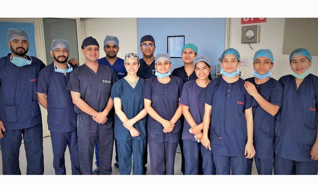 पहाड़ी राज्य उत्तराखंड के लोकप्रिय श्री महंत इन्दिरेश अस्पताल में डबल स्टेंटिंग ने एडवांस खाने की नली के कैंसर वाले एक युवक को बचाया.. डॉक्टर सहित उनकी टीम को बधाई