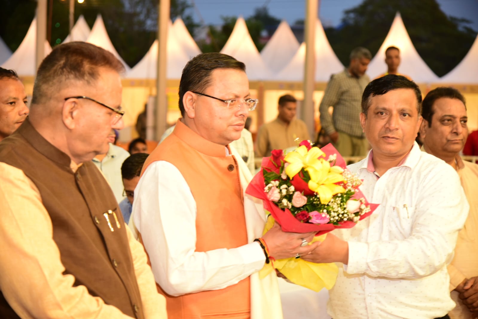 देश में गरीब कल्याण की योजनायें उतर रही है धरातल पर बोले मुख्यमंत्री धामी कहा आम जनता से 9 वर्षों की विकास यात्रा का ब्राण्ड अम्बेसडर बनने की अपेक्षा.