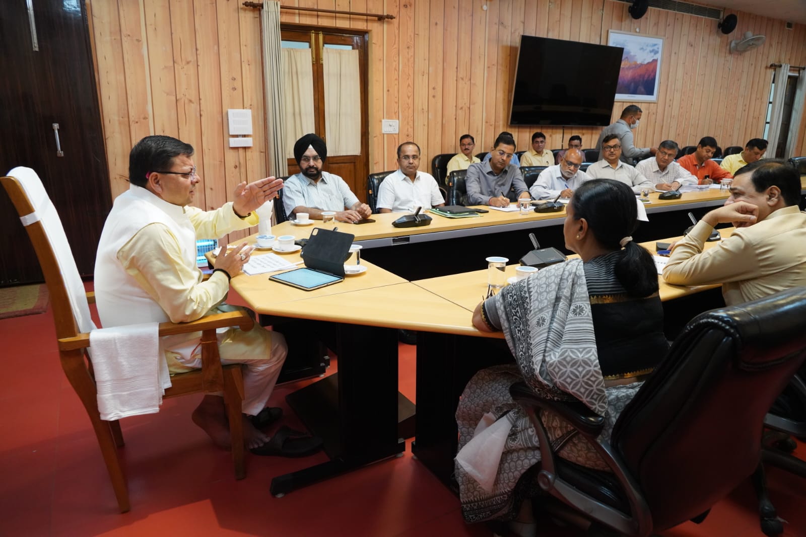 मानसखण्ड मंदिर माला मिशन के तहत पहले चरण में 16 मंदिरों की भव्यता के लिए कार्य किया जा रहा है : मुख्यमंत्री धामी