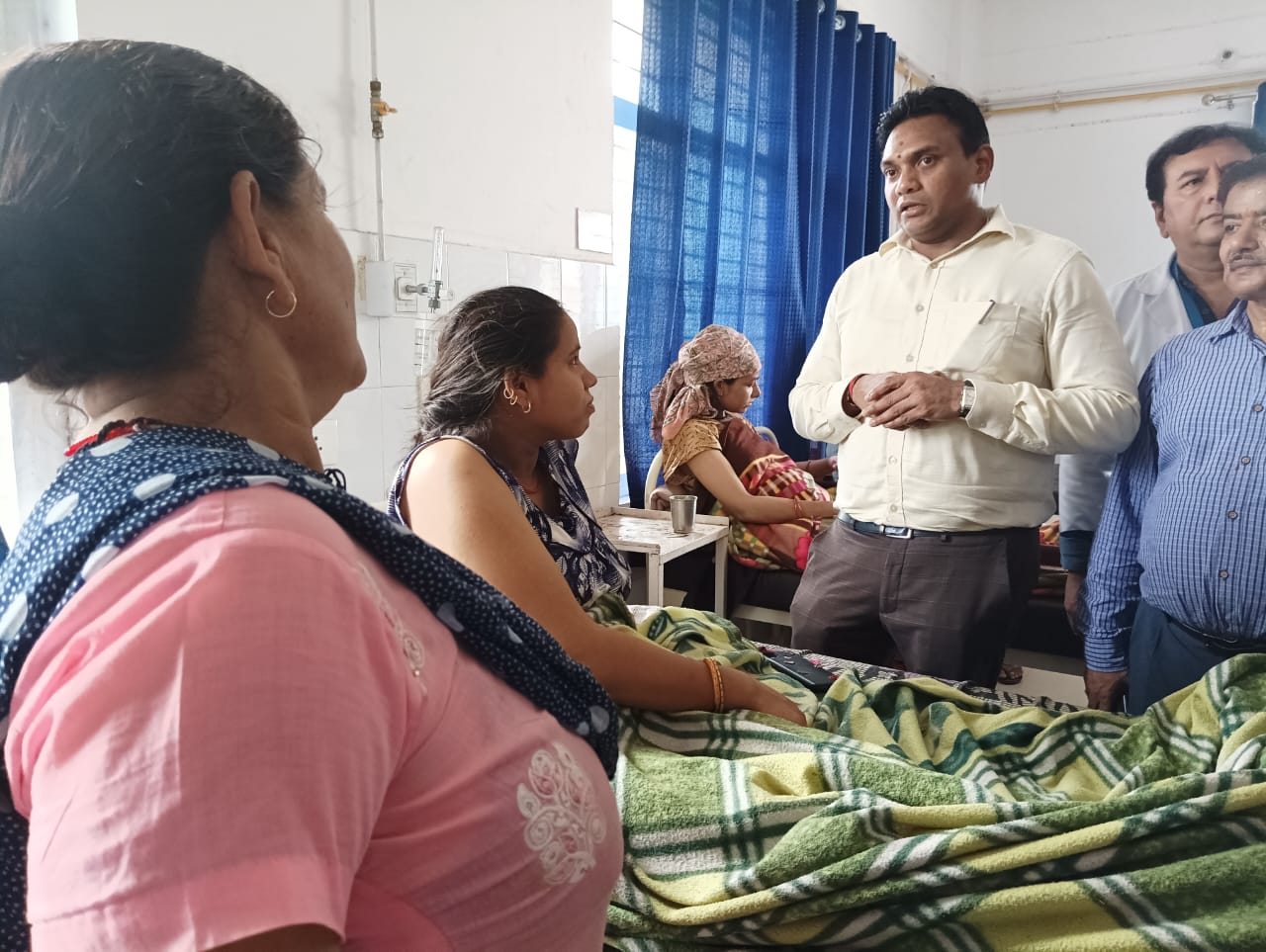 स्वास्थ्य सचिव डॉ आर राजेश कुमार जैसे अधिकारियों की ही है राज्य को जरूरत: कोटद्वार में डेंगू को लेकर फैली अव्यवस्थाओं पर भड़के स्वास्थ्य सचिव, अधिकारियों को लगाई जमकर फटकार, दिए निर्देश