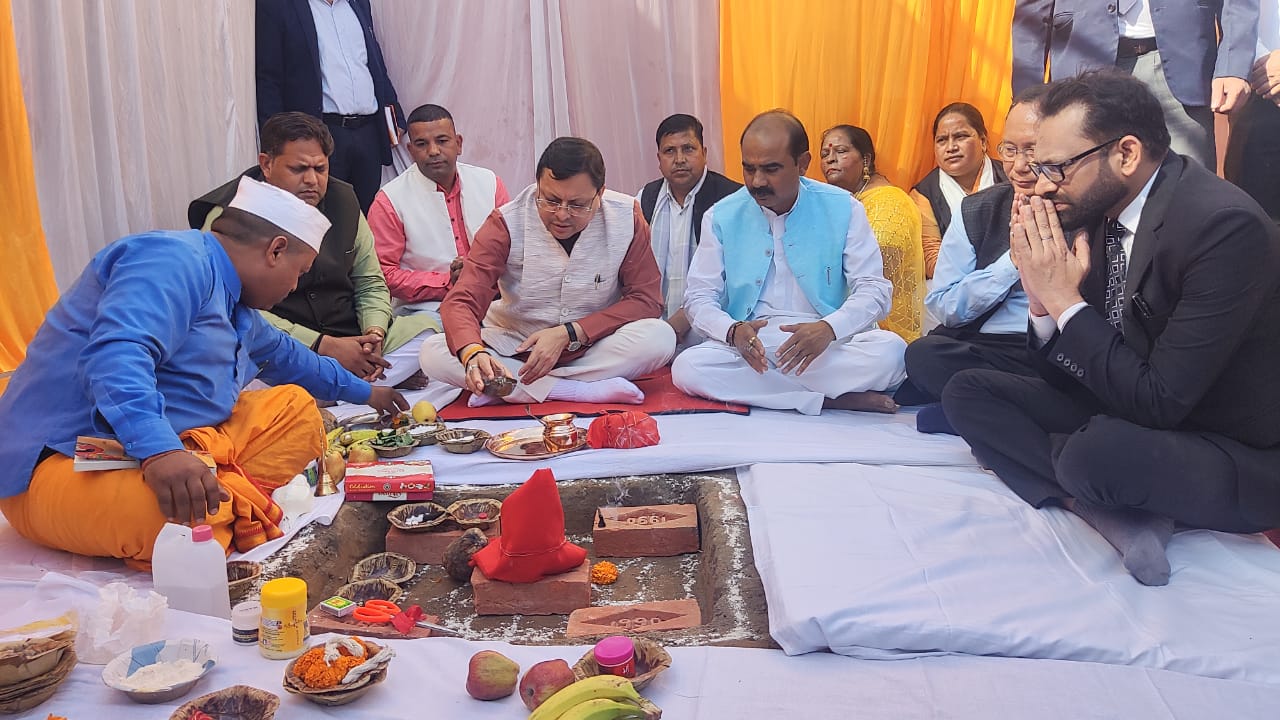 पूर्णागिरि के ठुलीगाड़ जमरानी सैलागढ़ में एक पार्किंग का निर्माण किया जाएगा : धामी