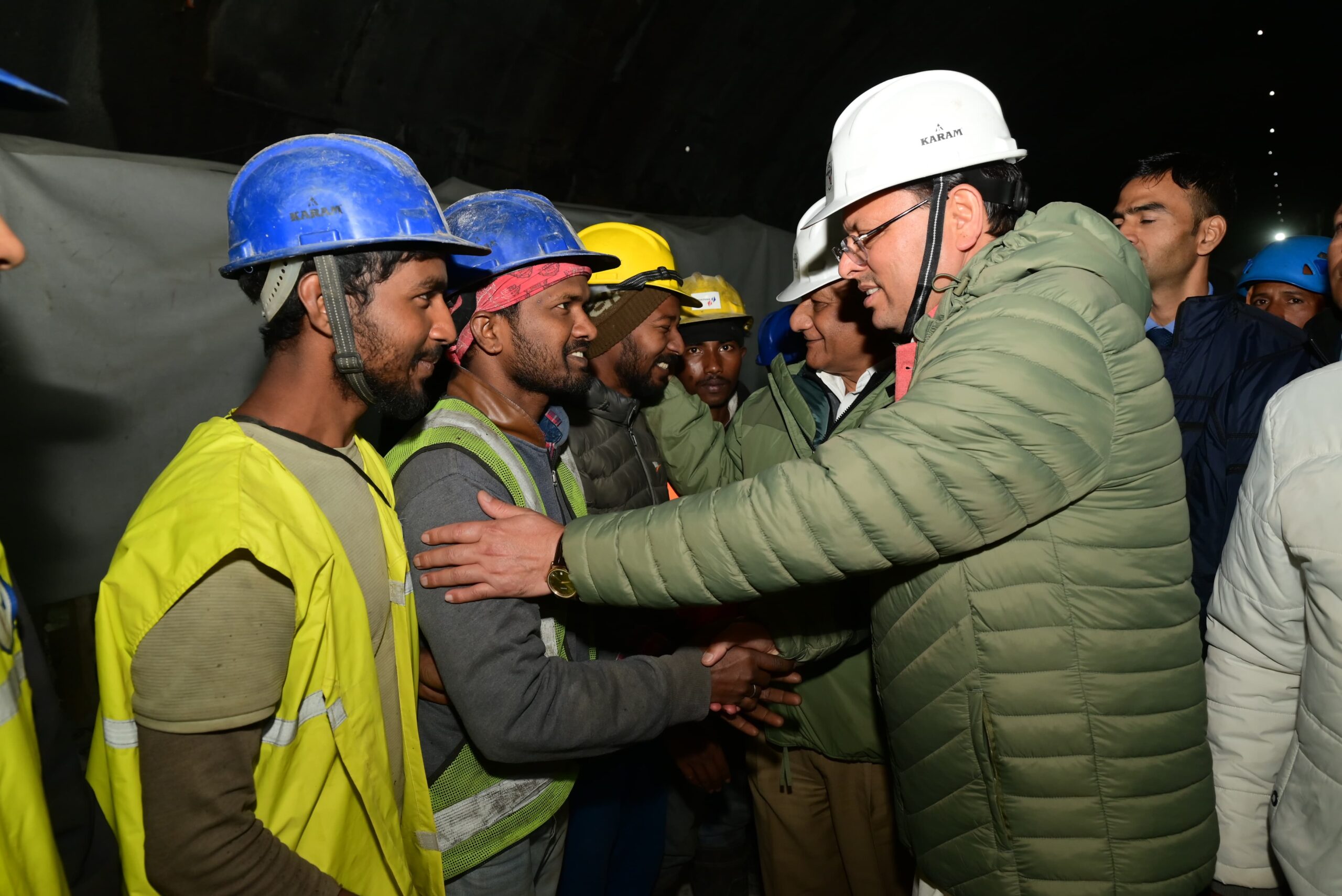 मुख्यमंत्री धामी ने कहा प्रधानमंत्री जी के कुशल मार्गदर्शन में सफलतापूर्वक संपन्न हुआ रेस्क्यू अभियान