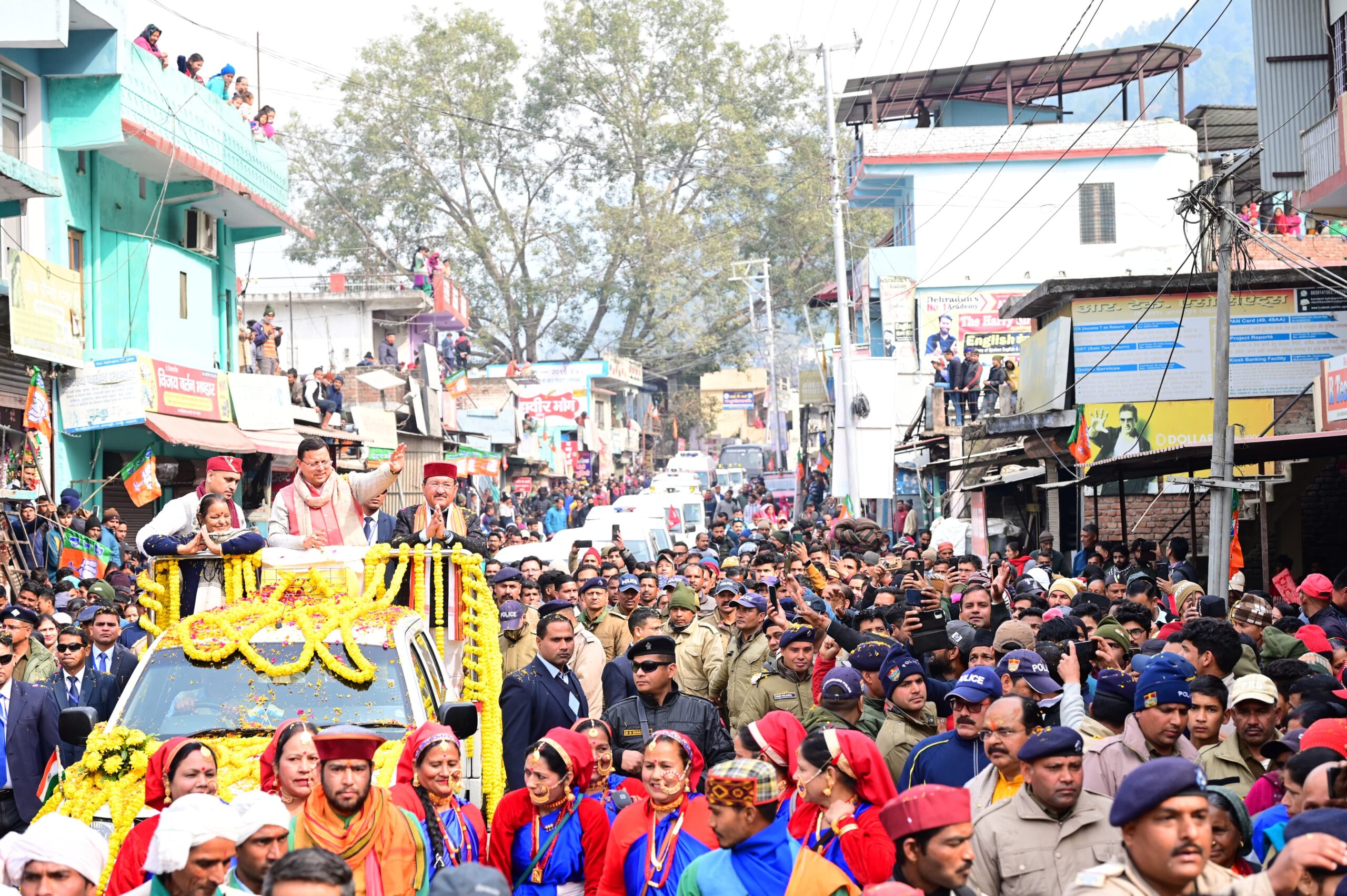 अगस्त्यमुनि में आयोजित भव्य रोड शो मैं शामिल हर व्यक्ति यही कह रहा था.. पुष्कर सिंह धामी जिंदाबाद..