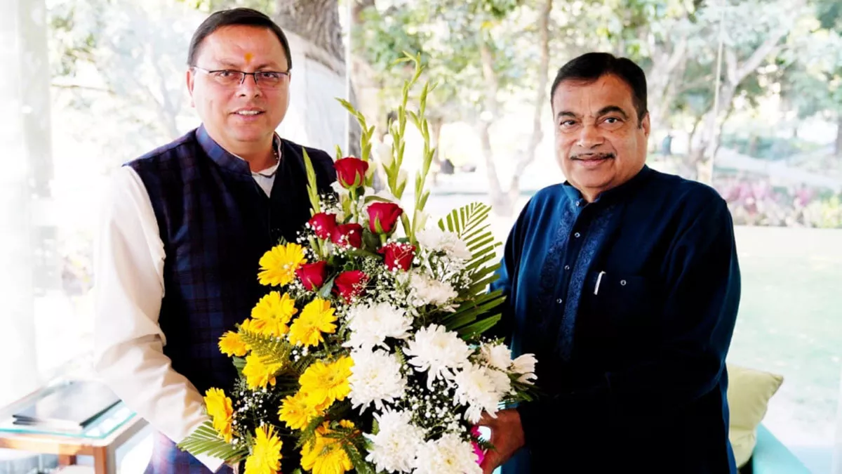 युवा लोकप्रिय मुख्यमंत्री धामी के नितिन गडकरी भी हुए कायल…