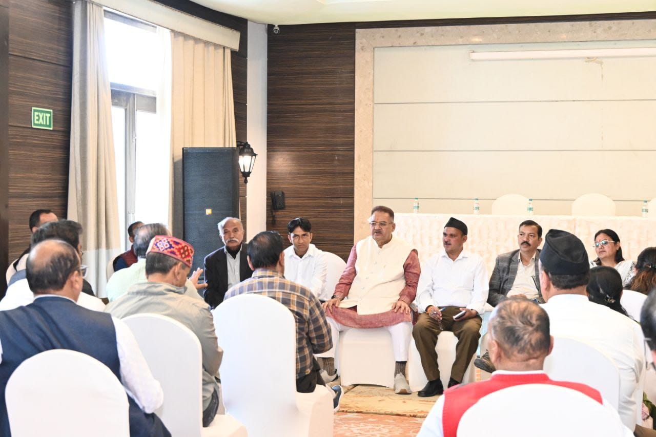 मसूरी में लोकसभा चुनाव के दृष्टिगत आगामी प्रस्तावित कार्यक्रमों की तैयारियों के संबंध में बैठक कर कैबिनेट मंत्री गणेश जोशी ने दिए ये निर्देश