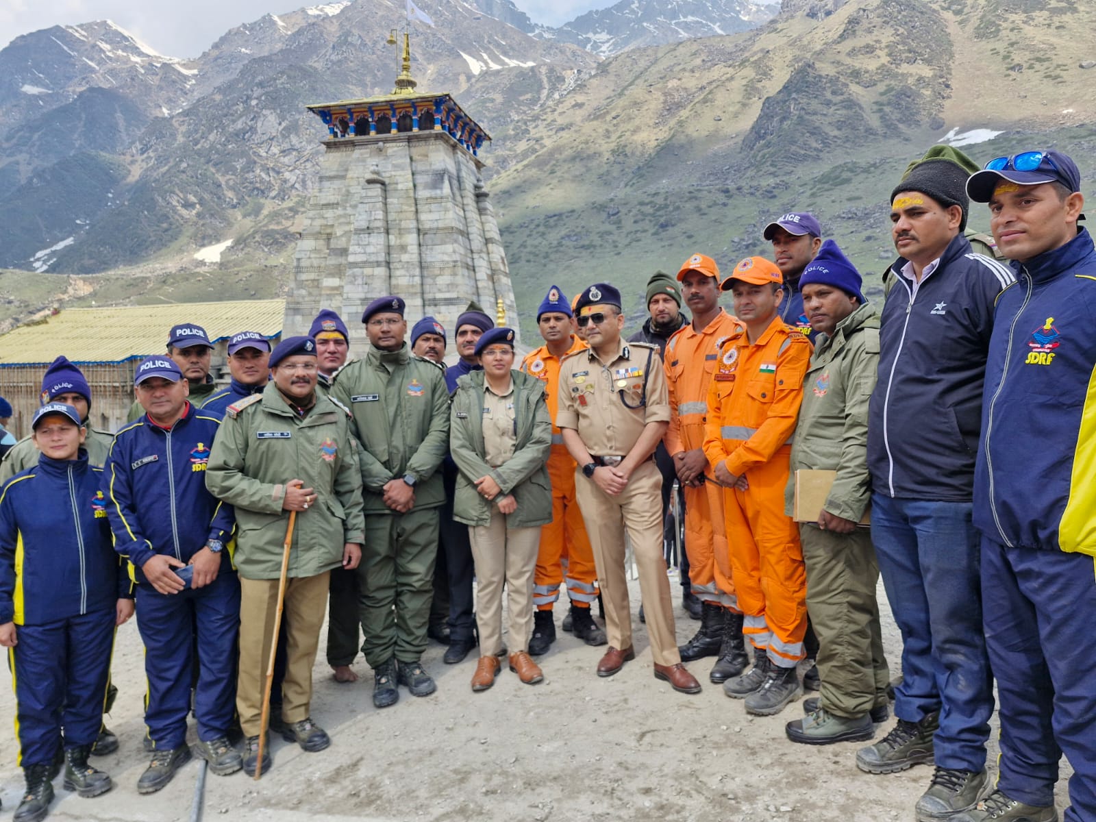 मंदिर व्यवस्था से जुड़ी हुई सारी एजेंसियां हैं, बद्री केदार मंदिर समिति, जिला प्रशासन, पुलिस, एनडीआरएफ एसडीआरएफ, आईटीबीपी, स्वास्थ्य विभाग, पर्यटन विभाग, सूचना विभाग है, सारी टीमें जिस तालमेल के साथ कार्य कर रही हैं, एक बहुत अच्छा उदाहरण है: अभिनव कुमार