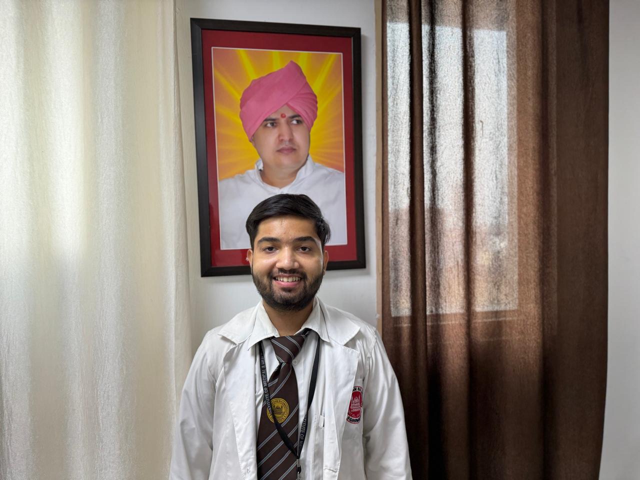 शाबाश मृदुल पाण्डेय, ऐसी जिंदादिली और जज्बे को सलाम, एसजीआरआर मेडिकल काॅलेज के मृदुल हम सबके लिए मिसाल पढ़े पूरी ख़बर…