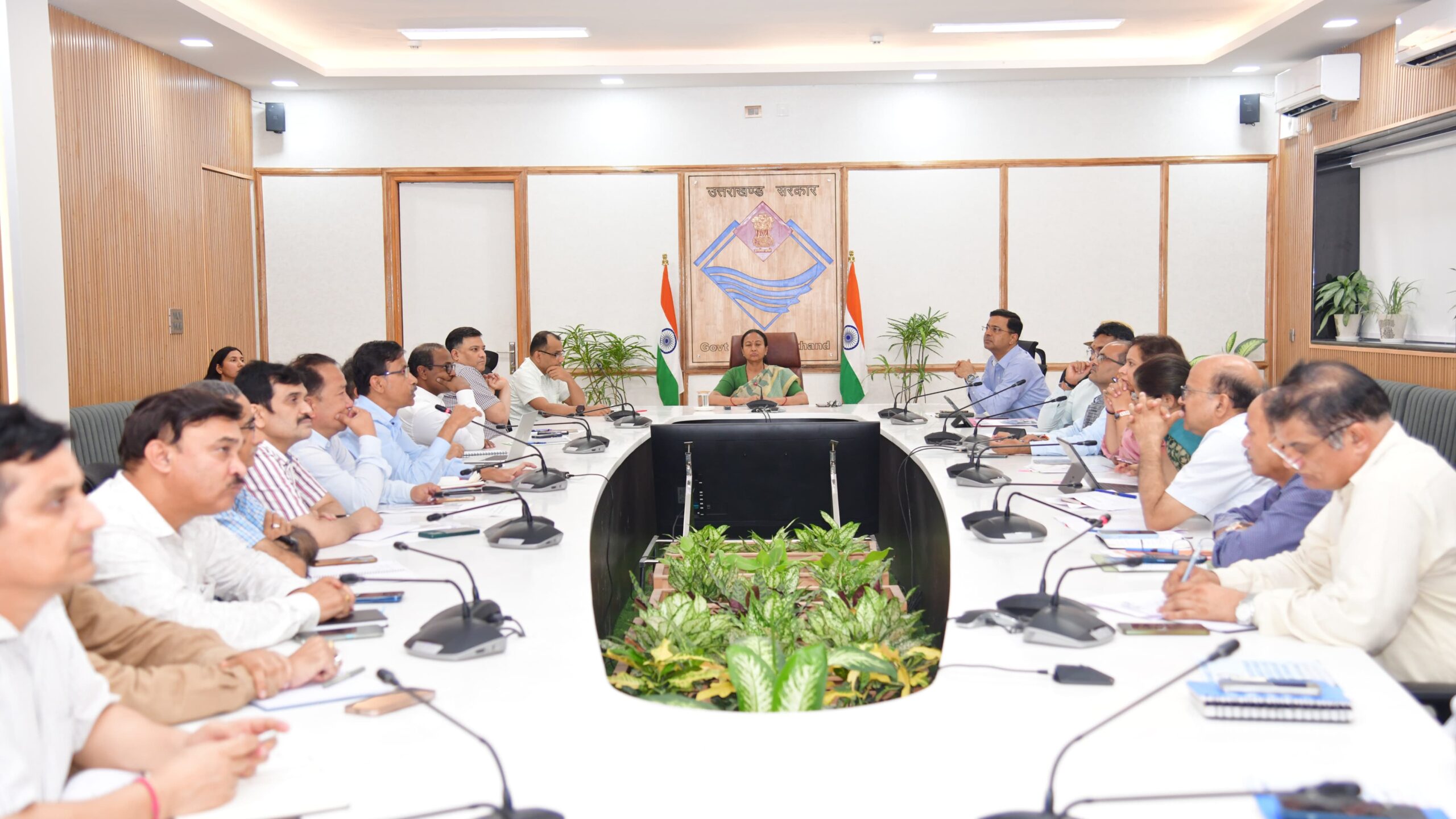 रिकॉर्ड समय में सफलतापूर्वक राहत एवं बचाव अभियान संचालित करने के लिए शासन-प्रशासन की प्रंशसा