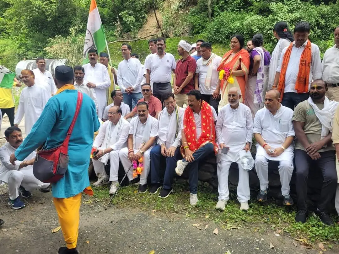 कांग्रेस की राजनीति से खफा हुए बाबा केदारनाथ!