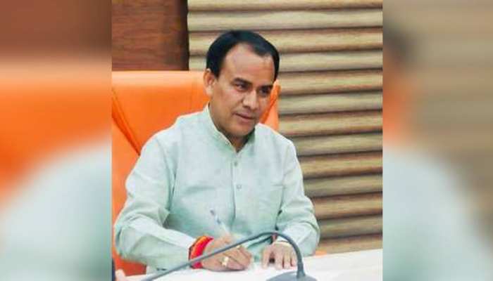 डॉ रावत ने बताया कि नर्सिंग अधिकारियों की तैनाती से मेडिकल कालेजों में चिकित्सा व्यवस्था में सुधार होगा साथ यह आने वाले मरीजों को बेहतर स्वास्थ्य सुविधाएं मिलेगी।