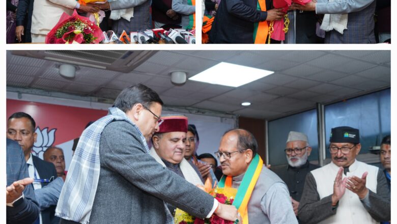 तीन निकाय अध्यक्ष की हैट्रिक और कांग्रेस के तीन बड़े नेताओं का भाजपा में शामिल होना बता रहा है कि निकाय मे भी भाजपा की सरकार आ रही है   