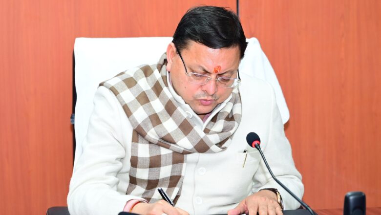 कल सुबह एम आई 17 हेलीकॉप्टर भी माणा क्षेत्र को रवाना होंगे: धामी