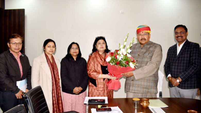 समीक्षा बैठक में 29 विषयों को पंचायतों को हस्तांतरित किए जाने की प्रगति पर भी हुई चर्चा