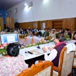मुख्यमंत्री ने कहा कि जनता के सपनों को साकार करना ही हमारी प्राथमिकता है। उत्तराखंड पहले ही कई क्षेत्रों में देशभर में अग्रणी बन चुका है और अब हमें यह सुनिश्चित करना है कि अन्य क्षेत्रों में भी प्रदेश शीर्ष स्थान पर पहुंचे   