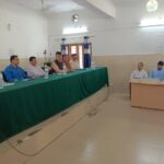प्रशासन घर-घर राशन वितरण को बना चुका था प्लान