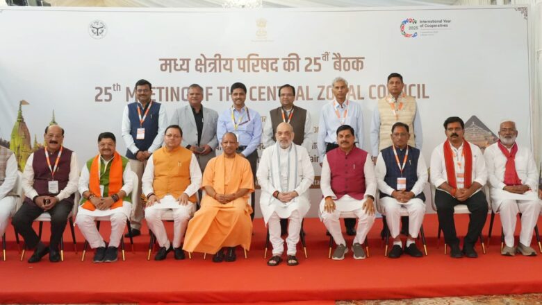 मुख्यमंत्री ने कहा वोकल फॉर लोकल, विरासत एवं संस्कृति, शिक्षा एवं कौशल, सहभागिता तथा आत्मनिर्भरता के सूत्रों को आत्मसात करते हुए प्रदेश के लगभग तीन लाख से अधिक युवाओं को स्वरोजगार के विभिन्न माध्यमों से जोड़ने की महत्वपूर्ण उपलब्धि अर्जित की गई है