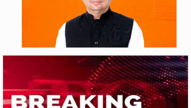 विश्व प्रसिद्ध जिम कॉर्बेट टाइगर सफारी निर्माण के बहुचर्चित घोटाले में सीबीआई को तत्कालीन डीएफओ कालागढ़ अखिलेश तिवारी पर मुकदमा चलाने की अनुमति मिल गई है मुख्यमंत्री पुष्कर सिंह धामी ने अभियोजन की अनुमति दे दी है         