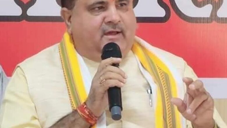 कांग्रेस बिन बुलाये मेहमान की भाँति कई जीते हुए उम्मीदवारों को अपना बता रही है, जो कि हास्यास्पद है : भट्ट   