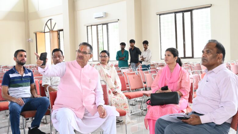 कृषि मंत्री ने बताया कि देहरादून के गढ़ी कैंट में स्थित हरवंश कपूर मेमोरियल हॉल में राज्य स्तरीय कार्यक्रम आयोजित होगा