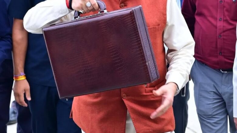 यह बजट केवल आंकड़ों का दस्तावेज़ नहीं, बल्कि सतत विकास, समावेशी विकास, नवाचार और आर्थिक सुदृढ़ता की दिशा में हमारा संकल्प है   