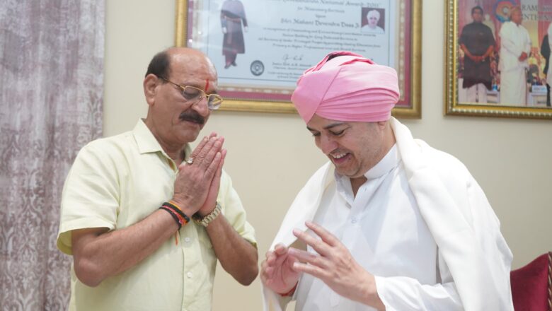 मंत्री सुबोध उनियाल ने कहा कि “श्री दरबार साहिब में आकर आत्मा को अपार शांति और ऊर्जा मिलती है।”