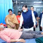 राज्य सरकार संकट की घड़ी में पत्रकारों के साथ – दून अस्पताल में भर्ती वरिष्ठ पत्रकार मोहन भुलानी से सीएम धामी ने मुलाकात कर जताया सहयोग