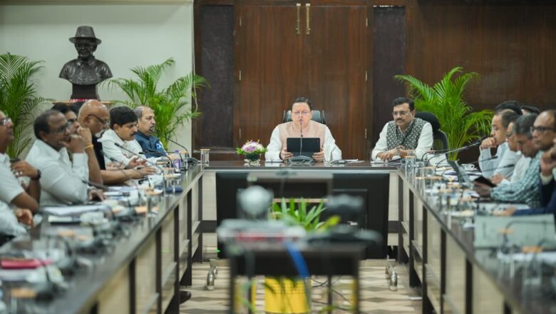 डिग्री प्रकरण पर सीधा एक्शन – सीएम धामी ने कहा, “छात्र की संतुष्टि ही असली समाधान है!”