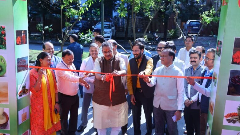 सेब महोत्सव 2.0 का कृषि मंत्री गणेश जोशी ने किया शुभारंभ, कहा – यह महोत्सव राज्य की कृषि क्षमता और किसानों की आत्मनिर्भरता का प्रतीक