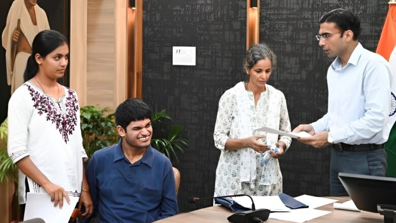 बिना रैली, बिना नारे, DM ने लौटा दी मुस्कान – विधवा को दिलाया न्याय, लौटाया घर