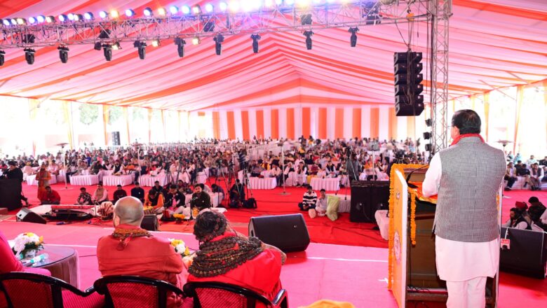 मुख्यमंत्री ने कहा देवभूमि के सांस्कृतिक मूल्यों और मूल स्वरूप को बनाए रखने के लिए राज्य सरकार ने राज्य में जबरन धर्मांतरण के खिलाफ कठोर कानून लागू किया है