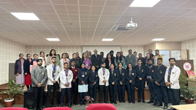 एसजीआरआर विश्वविद्यालय में छात्र परिषद का शपथ ग्रहण समारोह गरिमापूर्ण ढंग से सम्पन्न