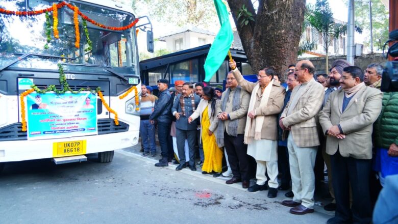 मुख्यमंत्री धामी ने कहा कि अब तक 13 से अधिक नए बस अड्डों और कार्यशालाओं का निर्माण पूर्ण किया जा चुका है, जबकि 14 अन्य स्थानों पर कार्य प्रगति पर है, जिनमें 4 आईएसबीटी भी शामिल हैं