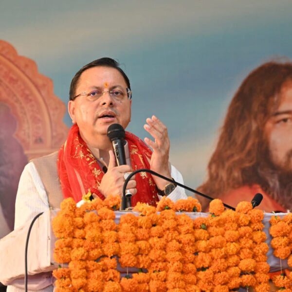 मुख्यमंत्री ने दून विश्वविद्यालय में हिंदू स्टडीज सेंटर स्थापना की जानकारी दी