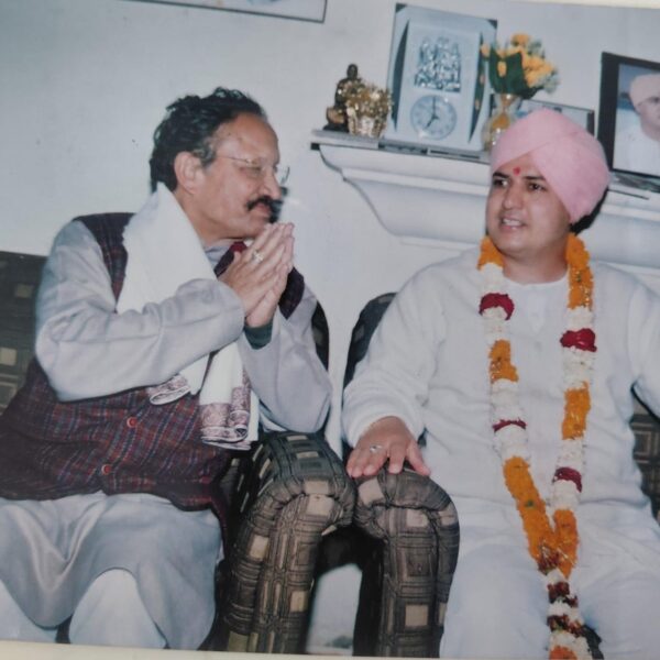 मेजर जनरल भूवन चन्द्र खण्डूड़ी के निधन पर एसजीआरआर परिवार ने जताया गहरा शोक, दी विनम्र श्रद्धांजलि