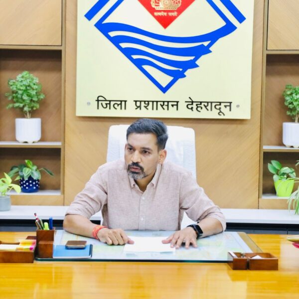 जनहितकारी फैसलों और संवेदनशील कार्यशैली के लिए मशहूर डॉ. आशीष चौहान बने देहरादून के डीएम
