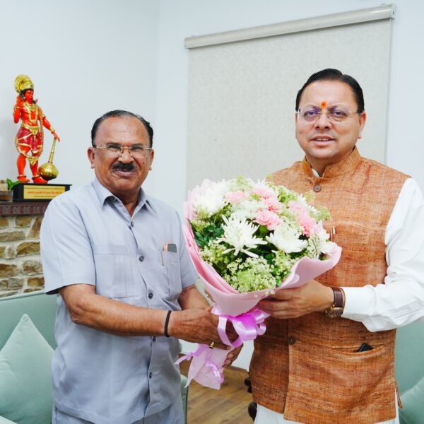 मुख्यमंत्री धामी से राजस्थान विधानसभा अध्यक्ष  वासुदेव देवनानी ने की शिष्टाचार भेंट