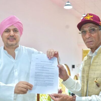 श्रीमहंत देवेंद्र दास जी महाराज बोले- ‘आखर’ ऐप मातृभाषाओं के संरक्षण और प्रसार की दिशा में दूरदर्शी पहल