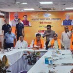 सीएम धामी ने आगामी संगठनात्मक अभियानों की तैयारियों की समीक्षा कर संगठन को और सक्रिय बनाने के दिए निर्देश